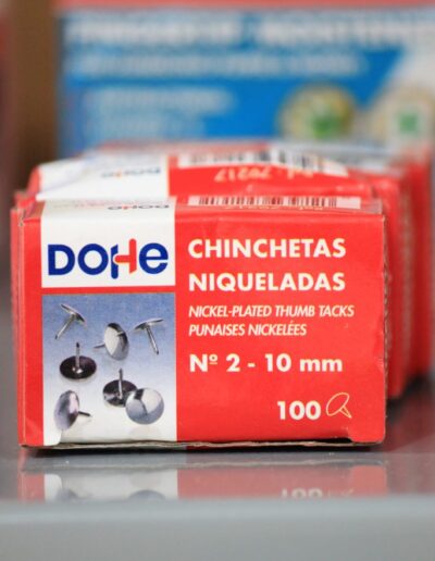 Chinchetas Material Oficina L'Ombú