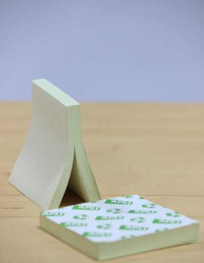 Posits Material Adhesivo L'Ombú