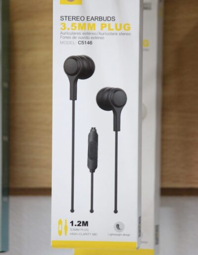 Auriculares Material Inforática L'Ombú